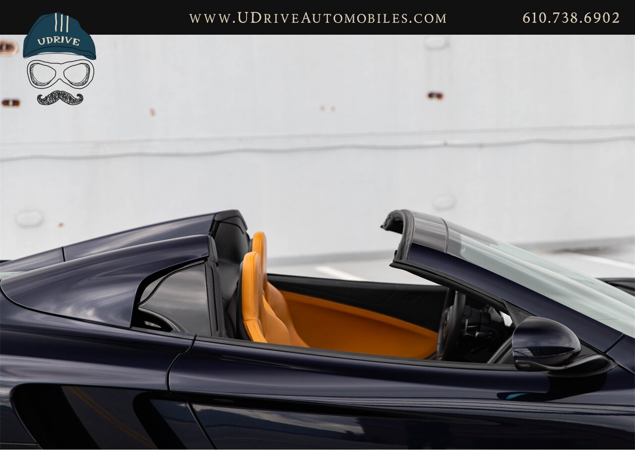 2013 McLaren MP4-12C Spider 1 Owner 6k Miles Carbon Fiber Full Leather  Sapphire Black over Natural Tan Leather - Photo 18 - West Chester, PA 19382