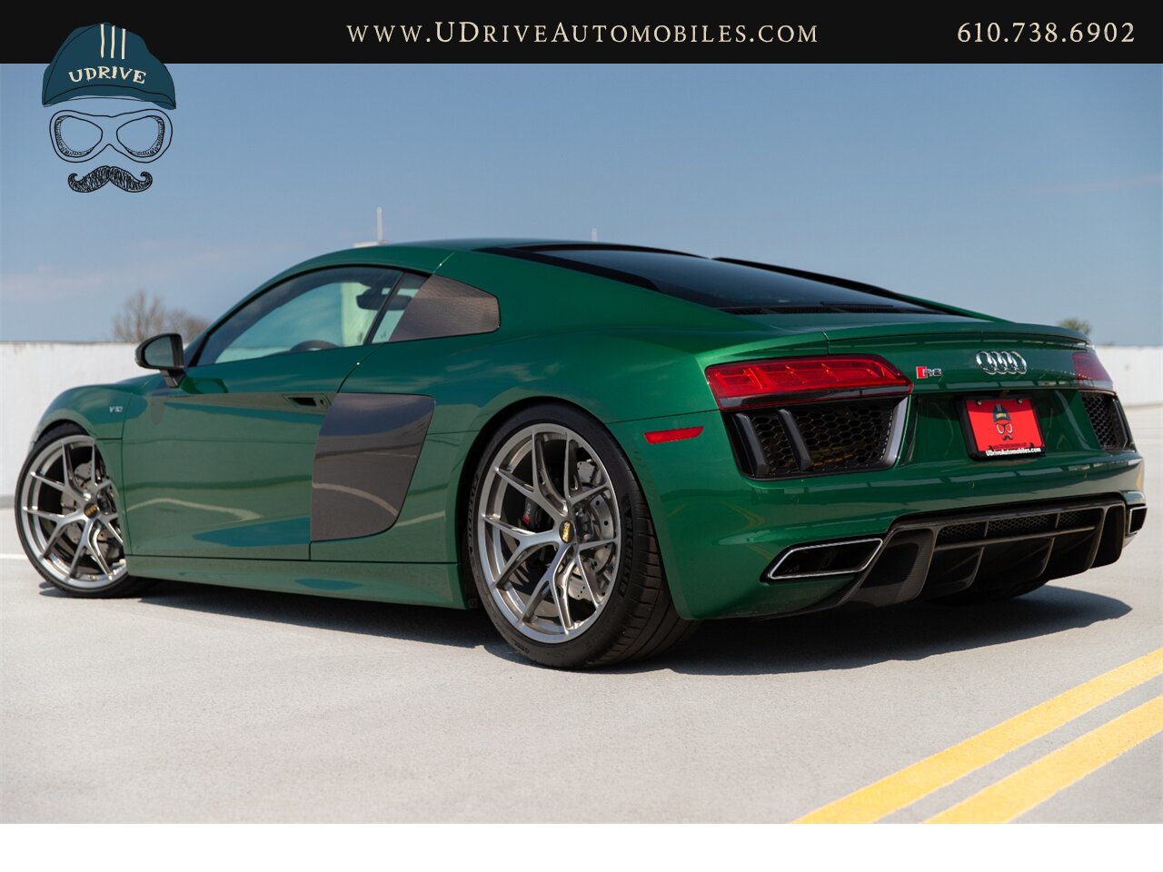 2017 Audi R8 Audi Exclusive Avocado Green Vermont Brown Leather  Diamond Stitching V10 Carbon Fiber - Photo 5 - West Chester, PA 19382
