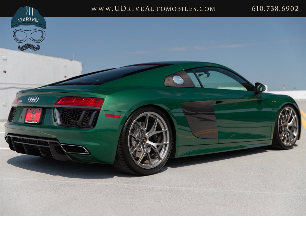 2017 Audi R8 Audi Exclusive Avocado Green Vermont Brown Leather  Diamond Stitching V10 Carbon Fiber - Photo 22 - West Chester, PA 19382