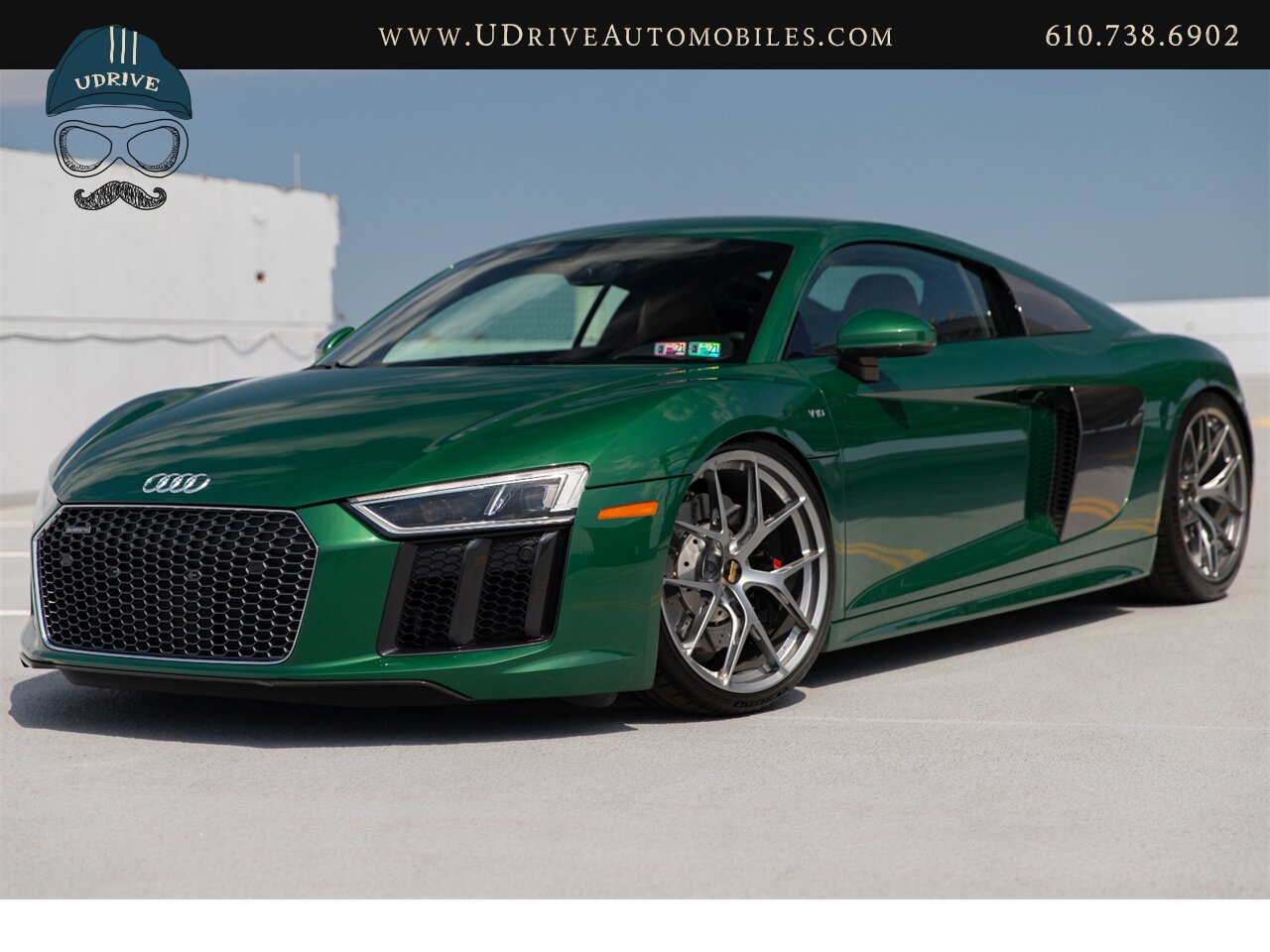 2017 Audi R8 Audi Exclusive Avocado Green Vermont Brown Leather  Diamond Stitching V10 Carbon Fiber - Photo 1 - West Chester, PA 19382