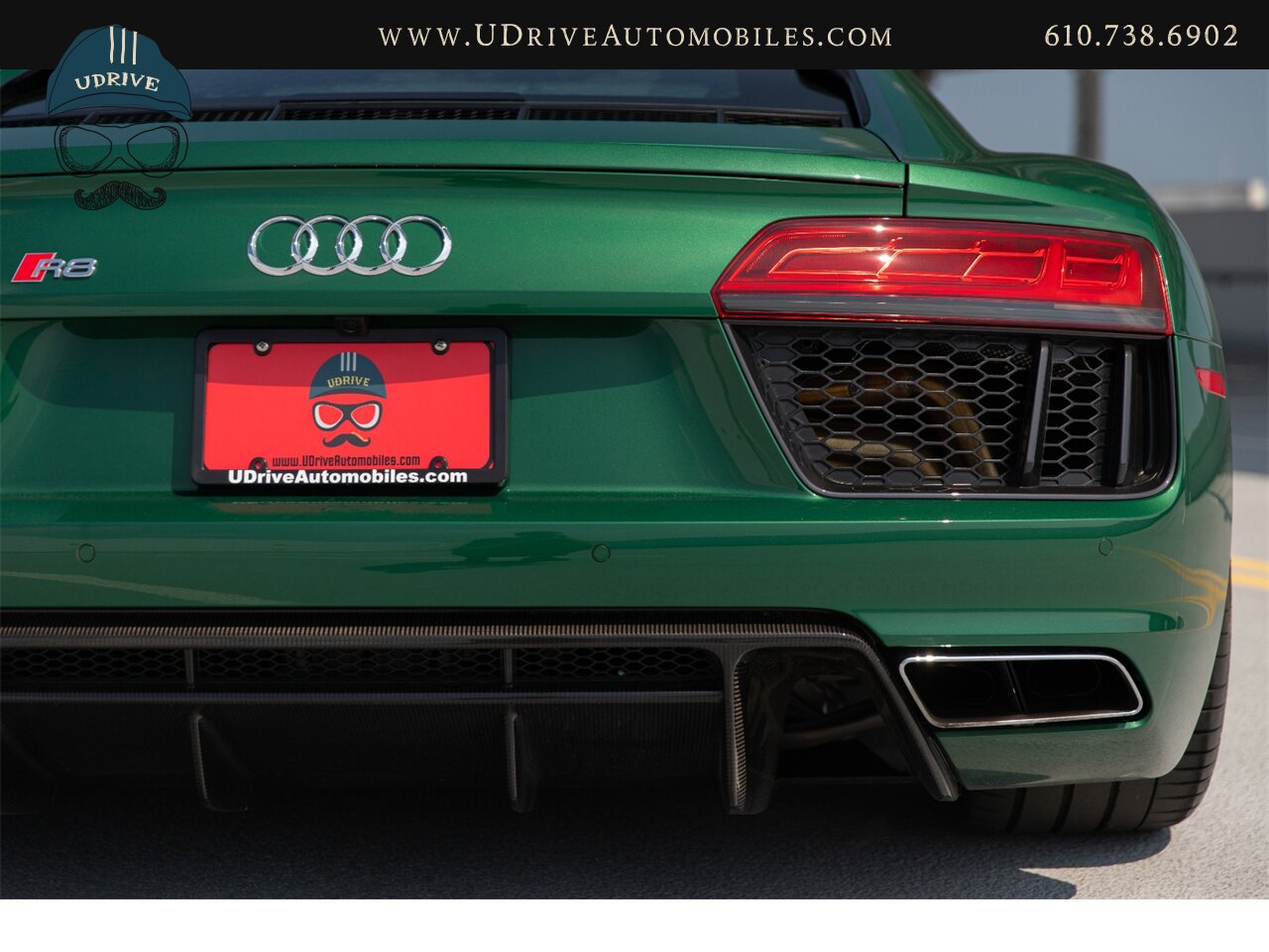 2017 Audi R8 Audi Exclusive Avocado Green Vermont Brown Leather  Diamond Stitching V10 Carbon Fiber - Photo 23 - West Chester, PA 19382