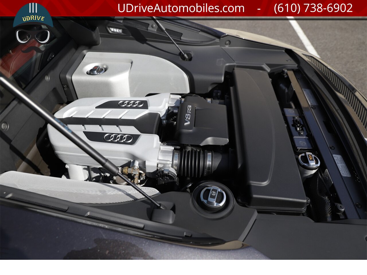 2012 Audi R8 R8 6 Speed 1 Owner LED Carbon Fiber Blades  Conv Pkg Lthr Pkg - Photo 42 - West Chester, PA 19382