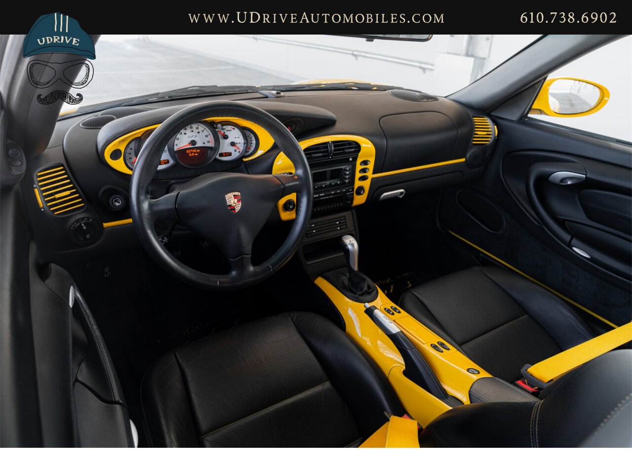 2005 Porsche 911 GT3 996 Speed Yellow Sport Seats Pntd Hardbacks  Pntd Console Deviating Stitch Yellow Accents Throughout - Photo 6 - West Chester, PA 19382