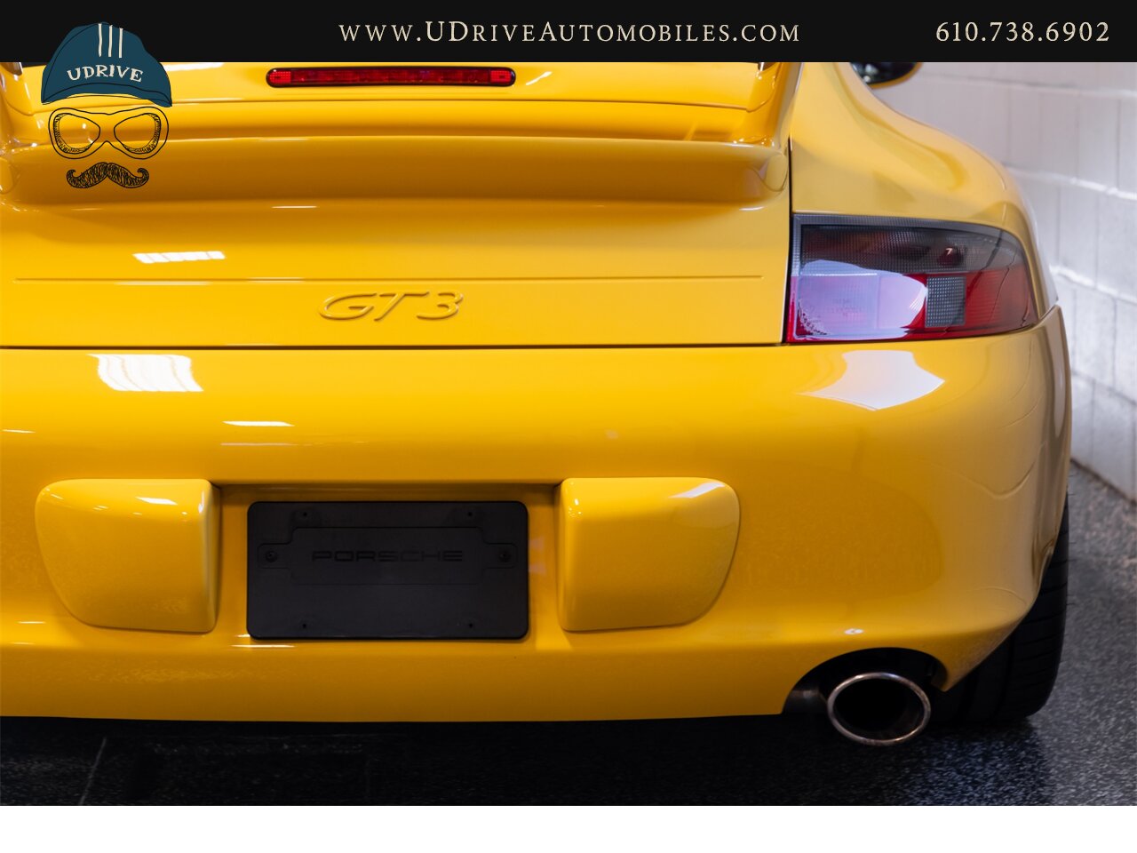2005 Porsche 911 GT3 996 Speed Yellow Sport Seats Pntd Hardbacks  Pntd Console Deviating Stitch Yellow Accents Throughout - Photo 23 - West Chester, PA 19382