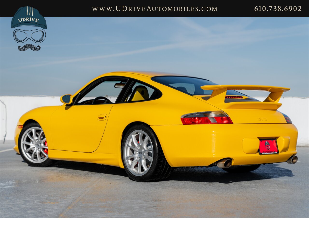 2005 Porsche 911 GT3 996 Speed Yellow Sport Seats Pntd Hardbacks  Pntd Console Deviating Stitch Yellow Accents Throughout - Photo 5 - West Chester, PA 19382