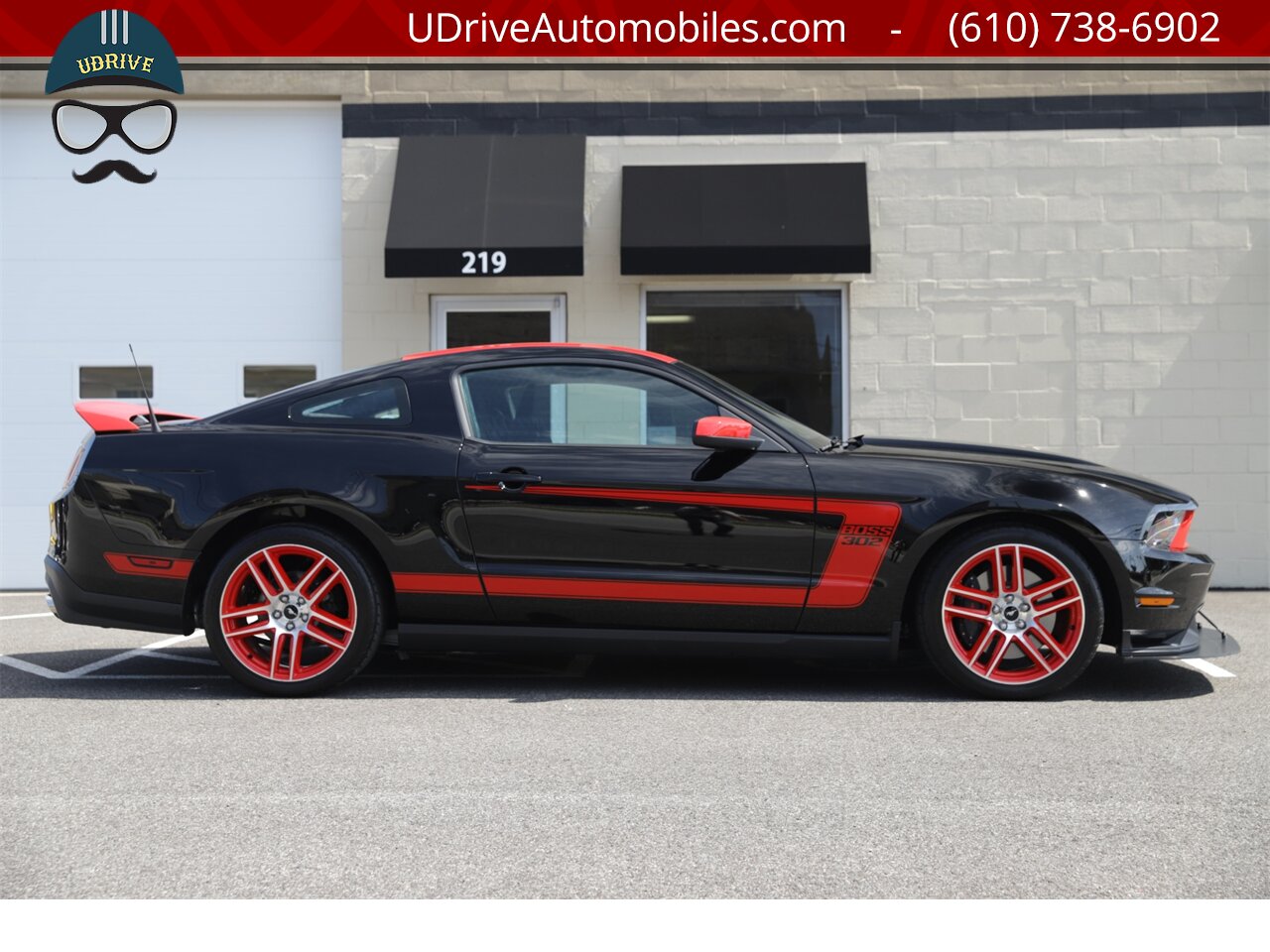 2012 Ford Mustang 866 Miles Boss 302 Laguna Seca #338 of 750  Red TracKey Activated - Photo 16 - West Chester, PA 19382