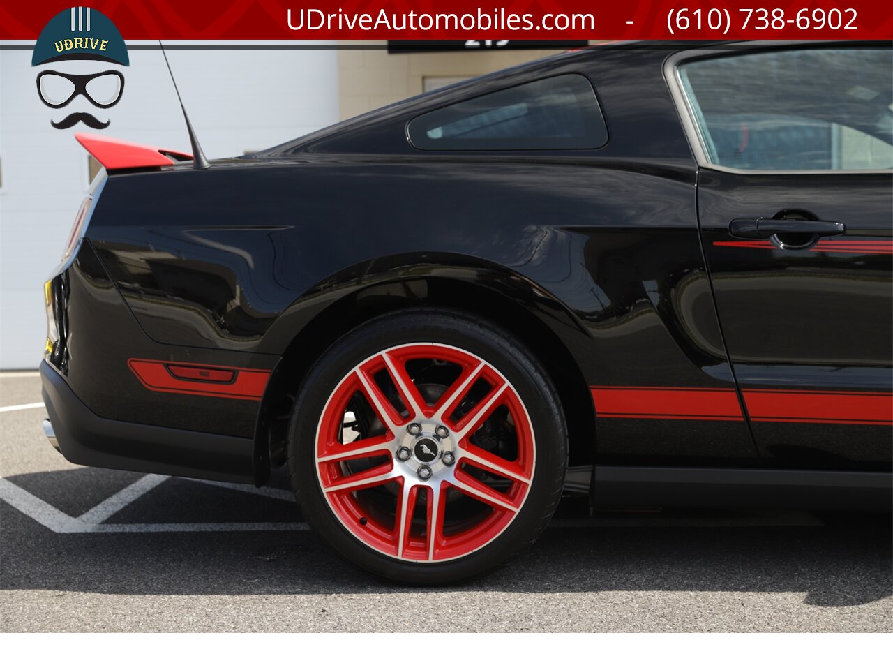 2012 Ford Mustang 866 Miles Boss 302 Laguna Seca #338 of 750  Red TracKey Activated - Photo 17 - West Chester, PA 19382