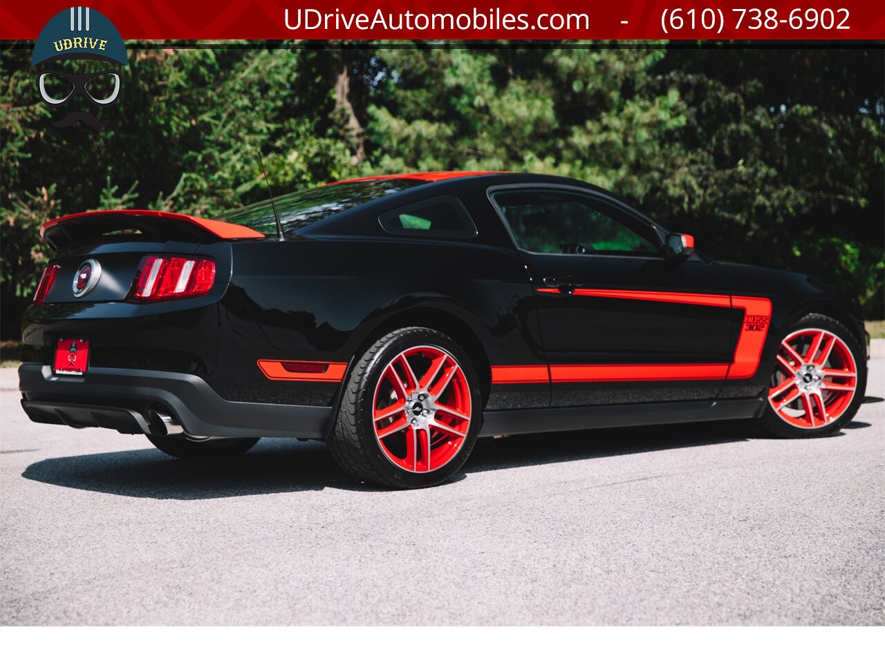 2012 Ford Mustang 866 Miles Boss 302 Laguna Seca #338 of 750  Red TracKey Activated - Photo 4 - West Chester, PA 19382
