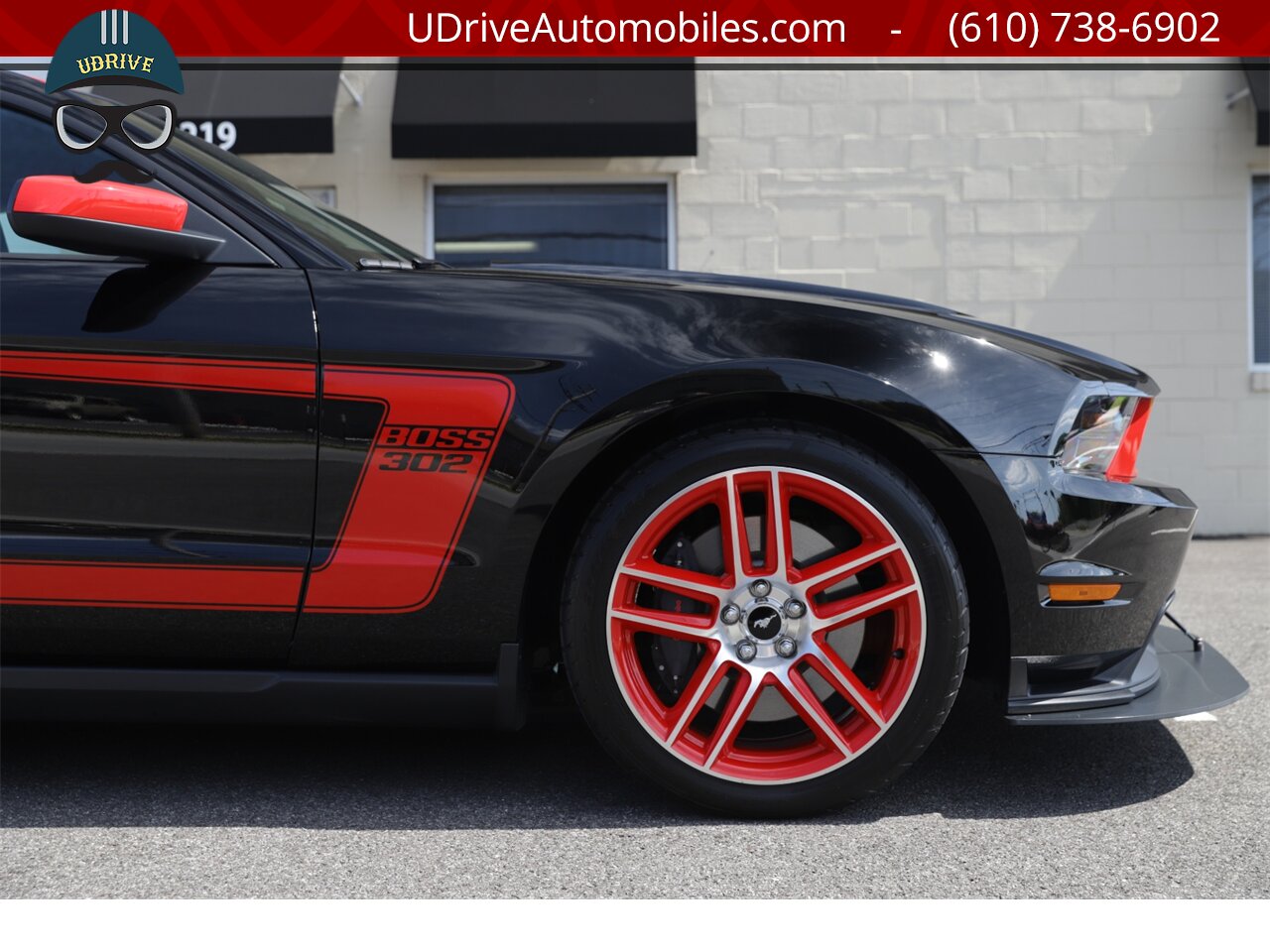 2012 Ford Mustang 866 Miles Boss 302 Laguna Seca #338 of 750  Red TracKey Activated - Photo 15 - West Chester, PA 19382