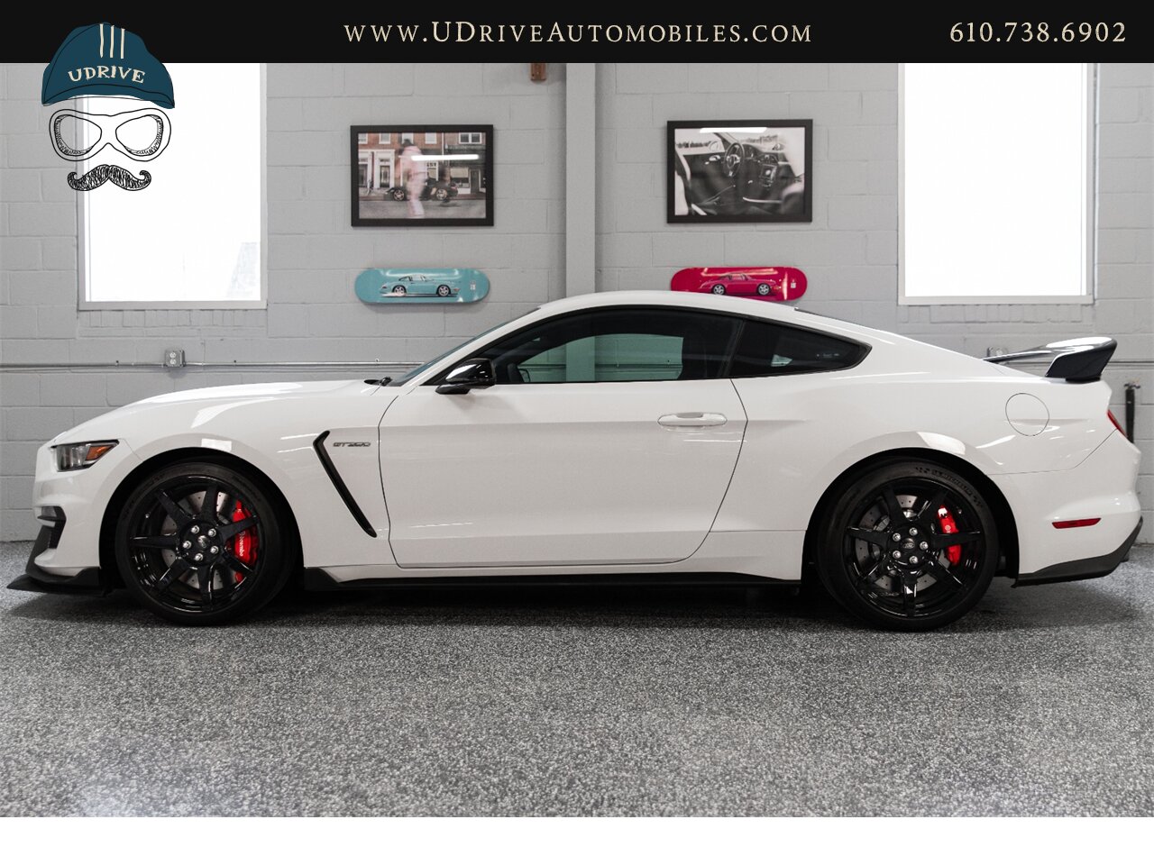 2016 Ford Mustang Shelby GT350R 2k Miles Electronics Package   - Photo 3 - West Chester, PA 19382