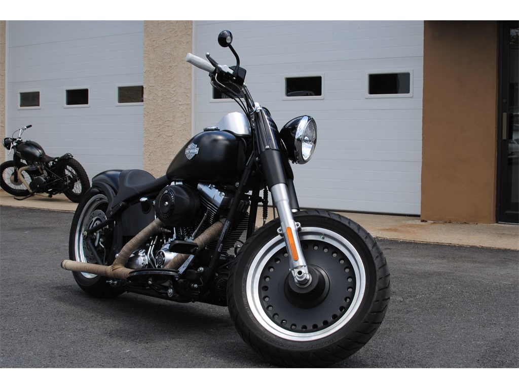 2011 Harley-Davidson Softail Fat Boy Lo   - Photo 2 - West Chester, PA 19382