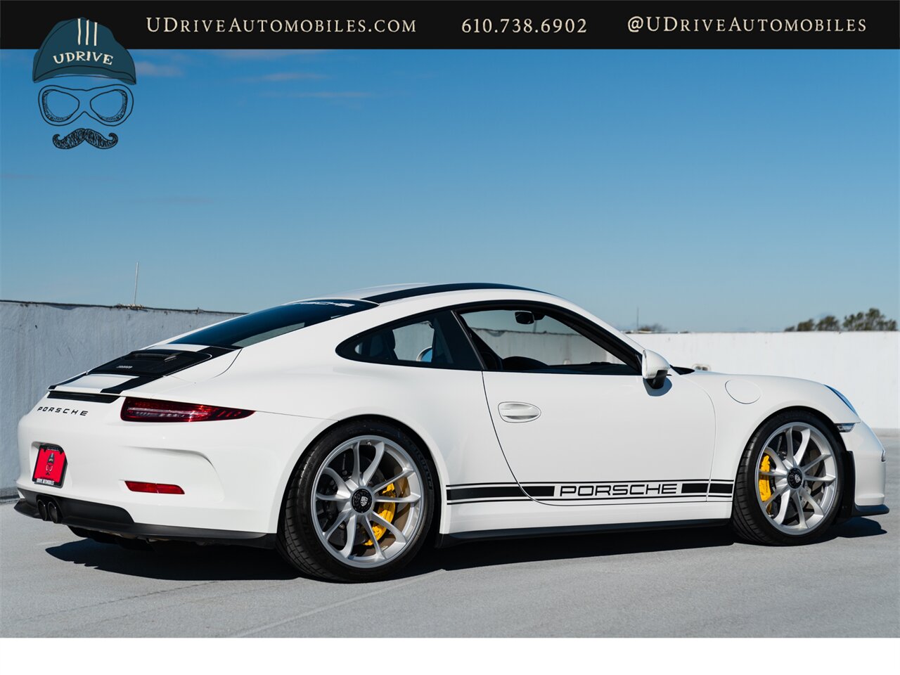 2016 Porsche 911 R   - Photo 21 - West Chester, PA 19382