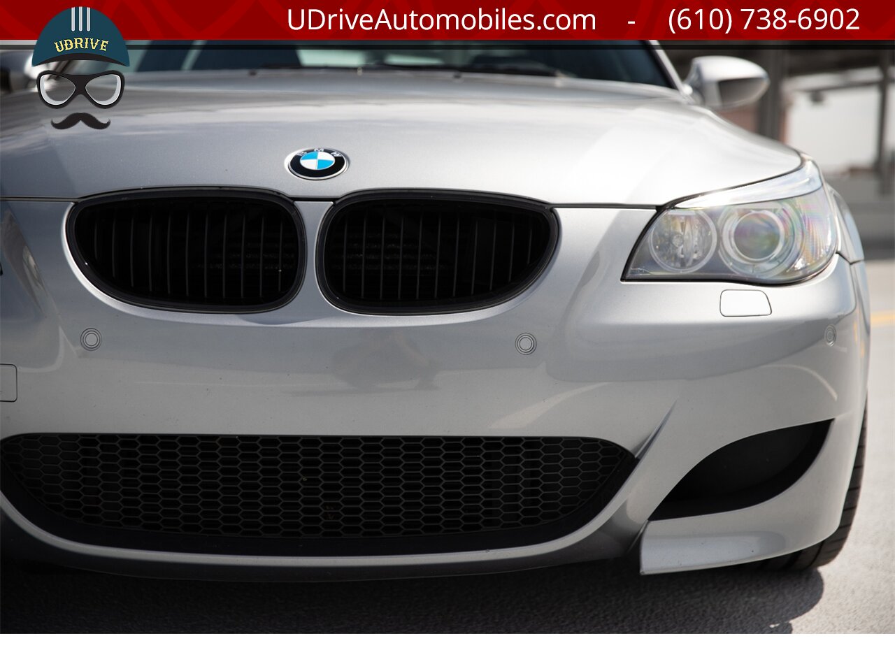 2007 BMW M5 6 Speed Manual Multi Function Dynamic Seats  Vented Seats Shades - Photo 9 - West Chester, PA 19382