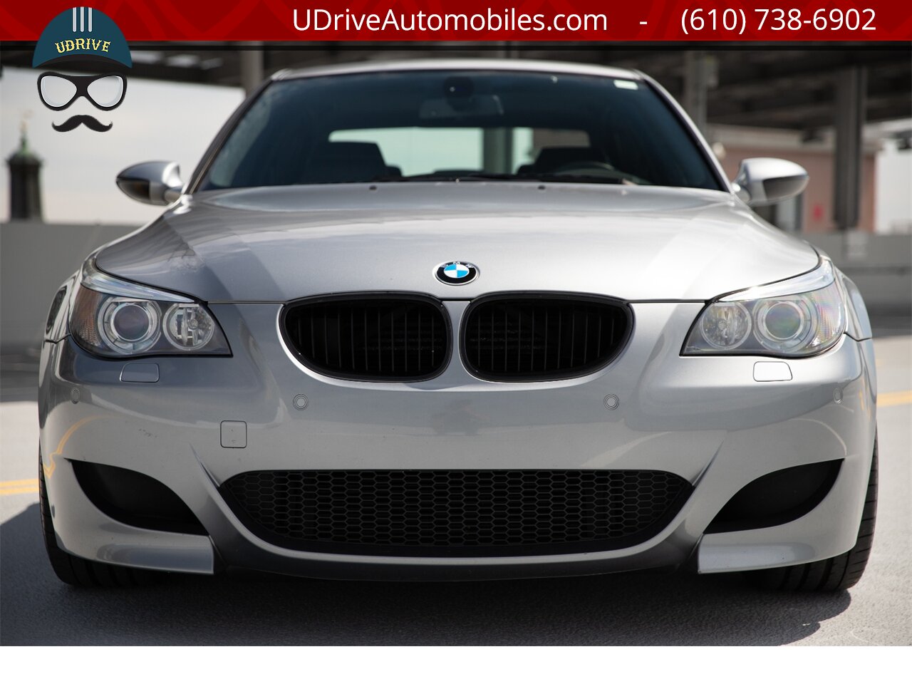 2007 BMW M5 6 Speed Manual Multi Function Dynamic Seats  Vented Seats Shades - Photo 10 - West Chester, PA 19382