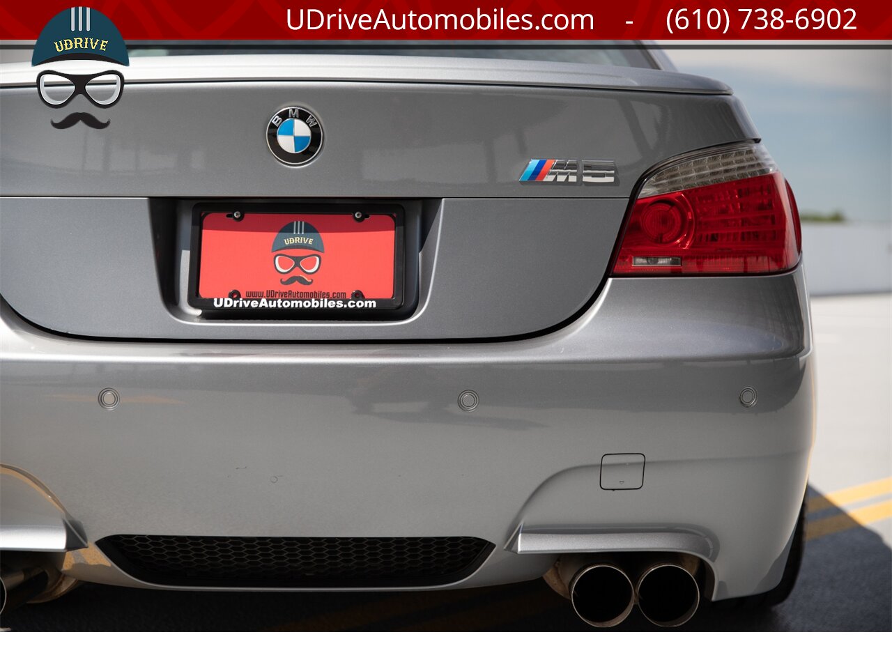 2007 BMW M5 6 Speed Manual Multi Function Dynamic Seats  Vented Seats Shades - Photo 17 - West Chester, PA 19382