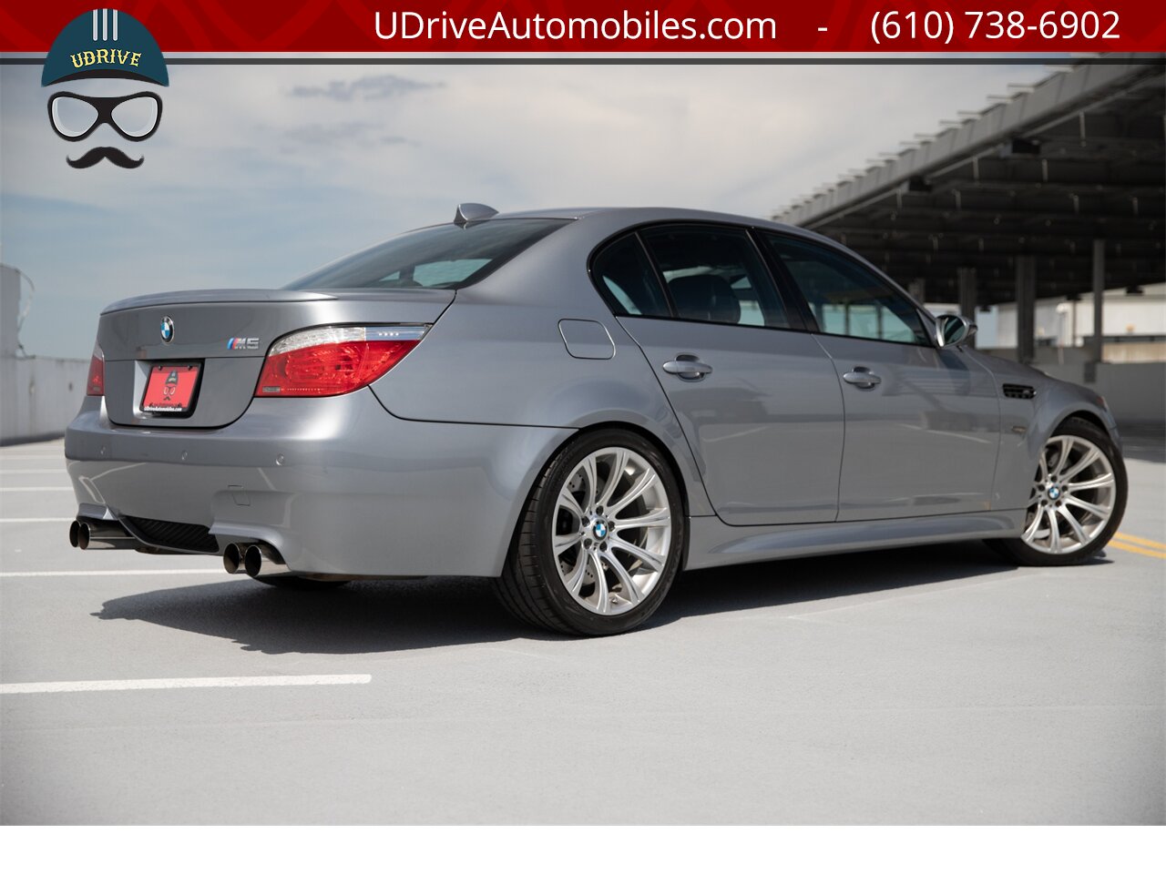 2007 BMW M5 6 Speed Manual Multi Function Dynamic Seats  Vented Seats Shades - Photo 2 - West Chester, PA 19382