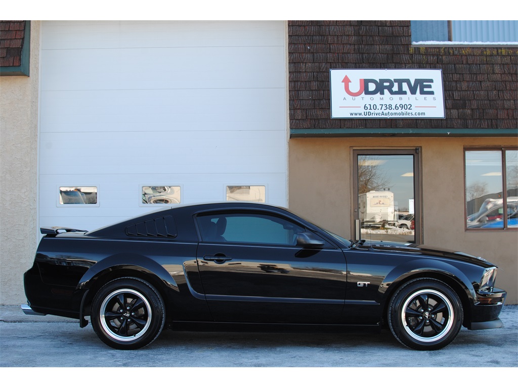2007 Ford Mustang GT Premium   - Photo 8 - West Chester, PA 19382