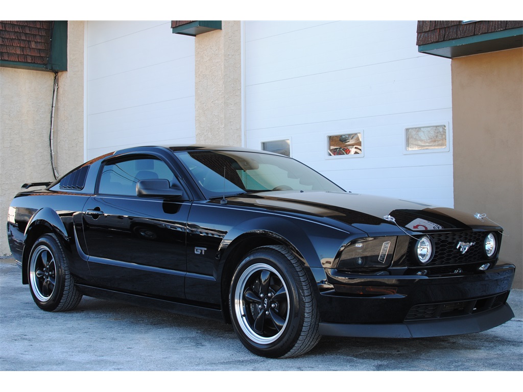 2007 Ford Mustang GT Premium   - Photo 7 - West Chester, PA 19382