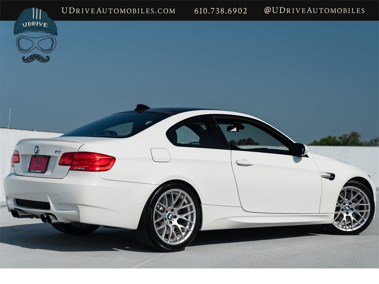 2013 BMW M3 Competition Pkg 6 Speed  Pure Enthusiast Spec No Nav Service History Carbon Roof - Photo 2 - West Chester, PA 19382