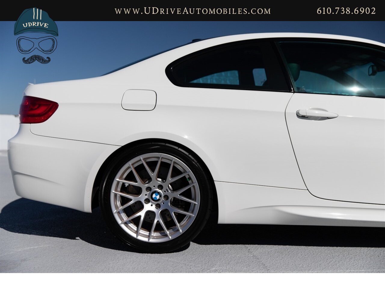 2013 BMW M3 Competition Pkg 6 Speed  Pure Enthusiast Spec No Nav Service History Carbon Roof - Photo 15 - West Chester, PA 19382