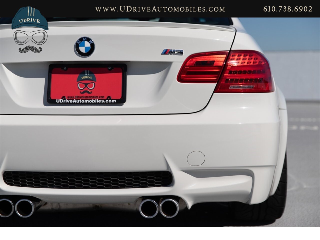 2013 BMW M3 Competition Pkg 6 Speed  Pure Enthusiast Spec No Nav Service History Carbon Roof - Photo 17 - West Chester, PA 19382