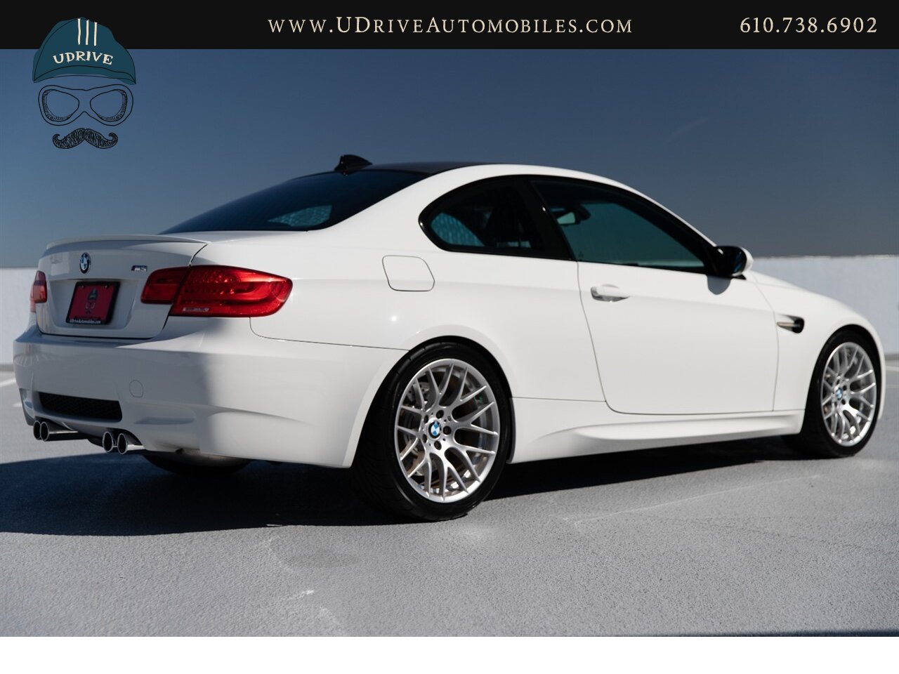 2013 BMW M3 Competition Pkg 6 Speed  Pure Enthusiast Spec No Nav Service History Carbon Roof - Photo 16 - West Chester, PA 19382