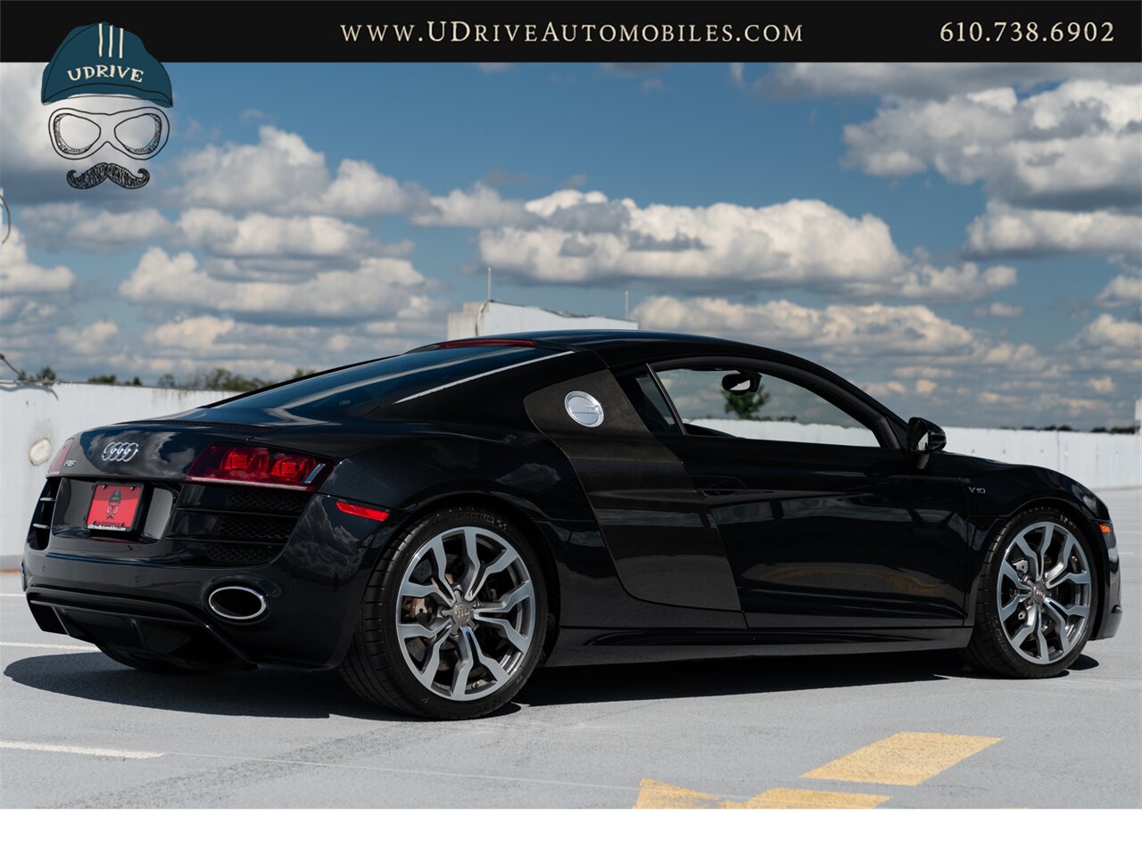 2011 Audi R8 5.2 Quattro  V10 6 Speed Manual - Photo 19 - West Chester, PA 19382