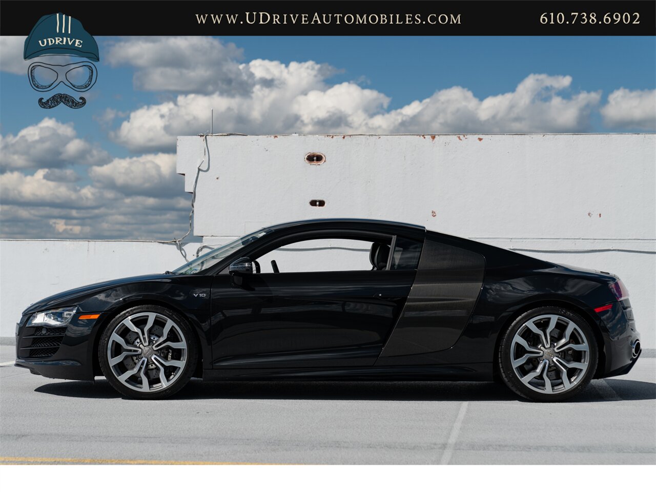 2011 Audi R8 5.2 Quattro  V10 6 Speed Manual - Photo 9 - West Chester, PA 19382
