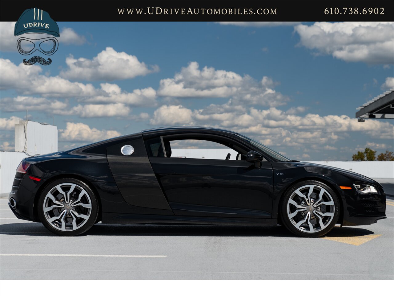 2011 Audi R8 5.2 Quattro  V10 6 Speed Manual - Photo 17 - West Chester, PA 19382