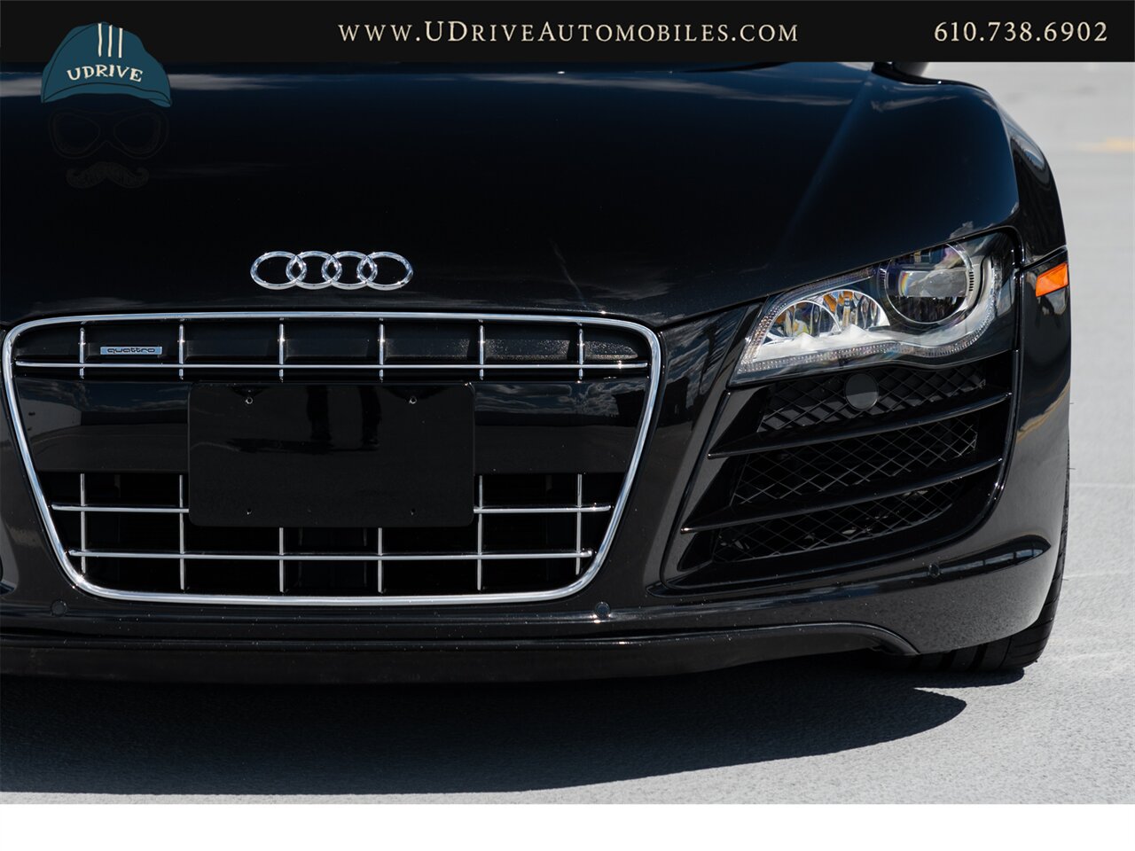 2011 Audi R8 5.2 Quattro  V10 6 Speed Manual - Photo 12 - West Chester, PA 19382