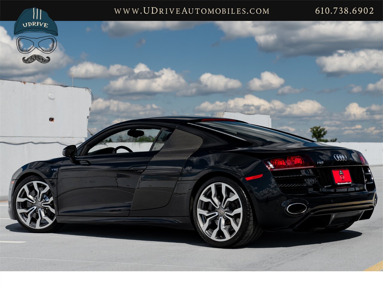 2011 Audi R8 5.2 Quattro  V10 6 Speed Manual - Photo 4 - West Chester, PA 19382