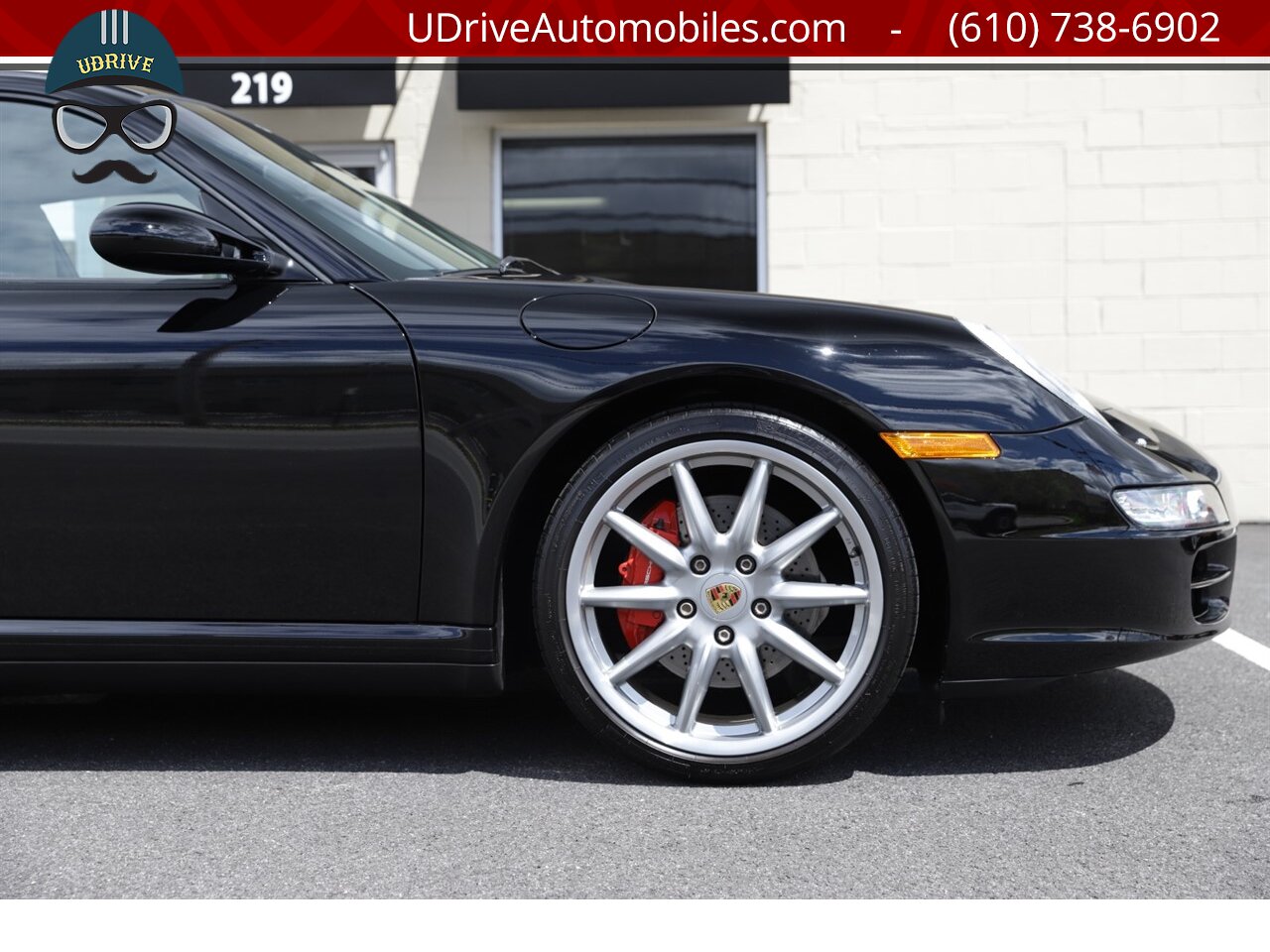 2006 Porsche 911 997 C4S Coupe 6 Speed Sport Seats Sport Exhaust   - Photo 14 - West Chester, PA 19382