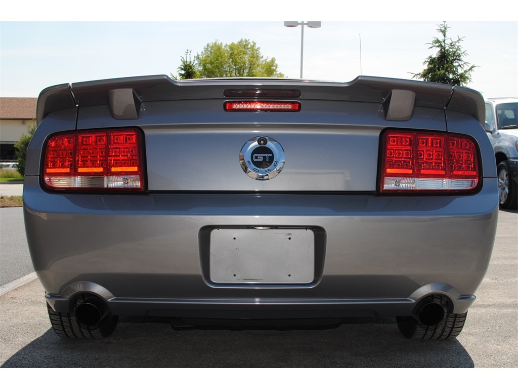 2006 Ford Mustang GT Deluxe   - Photo 9 - West Chester, PA 19382