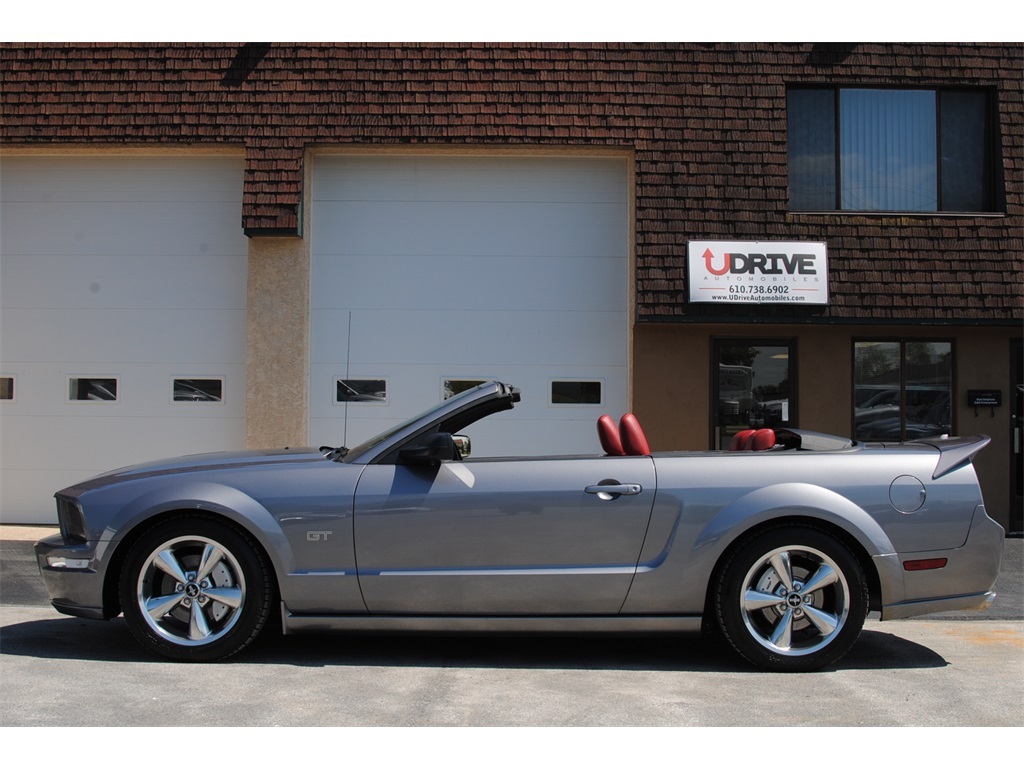 2006 Ford Mustang GT Deluxe   - Photo 1 - West Chester, PA 19382