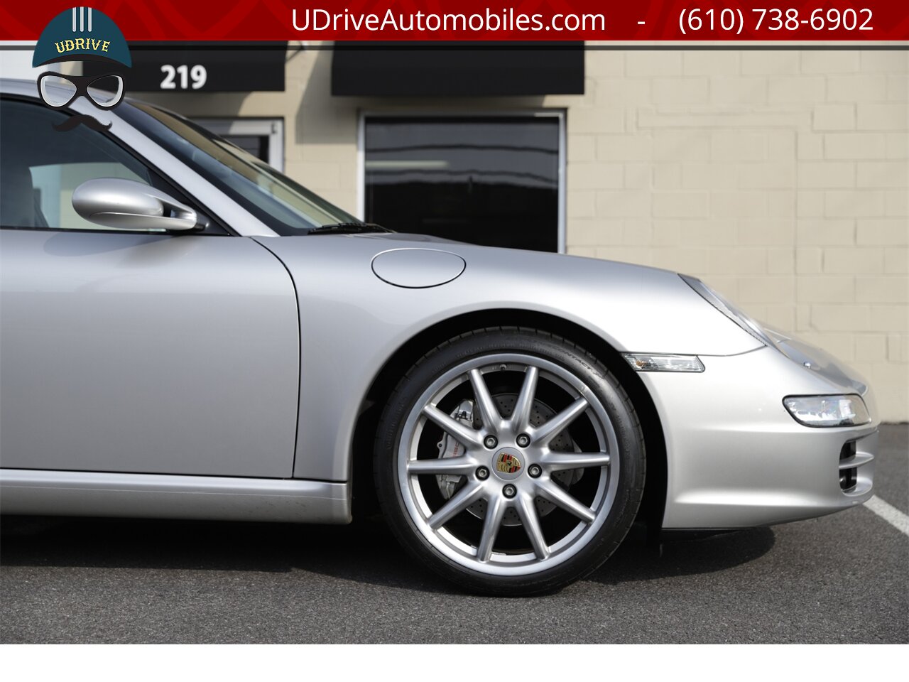 2006 Porsche 911 997 Carrera Coupe 6 Speed 19in Whls Immaculate   - Photo 15 - West Chester, PA 19382