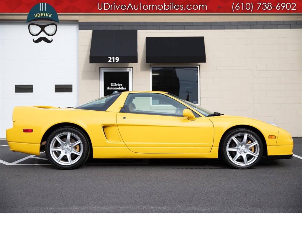 2002 Acura NSX 6 Speed 1 of 14 Spa Yellow over Yellow Leather   - Photo 16 - West Chester, PA 19382