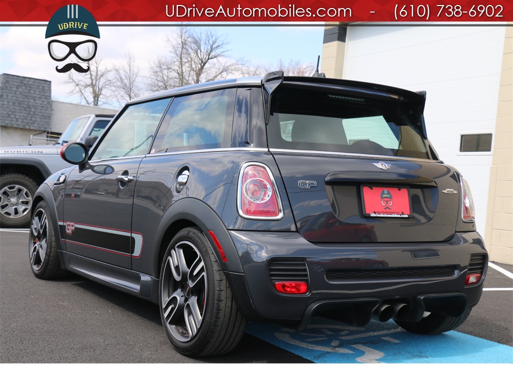 2013 MINI Cooper S JCW GP John Cooper Works 6 Speed 1 of 500 in US   - Photo 15 - West Chester, PA 19382
