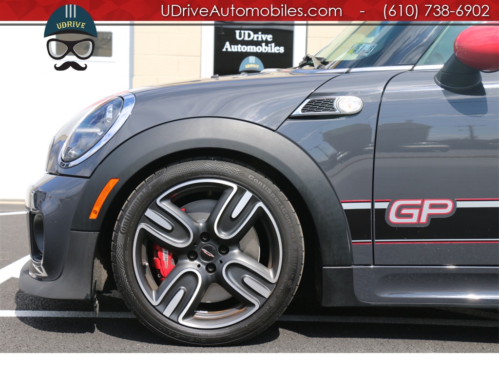 2013 MINI Cooper S JCW GP John Cooper Works 6 Speed 1 of 500 in US   - Photo 2 - West Chester, PA 19382