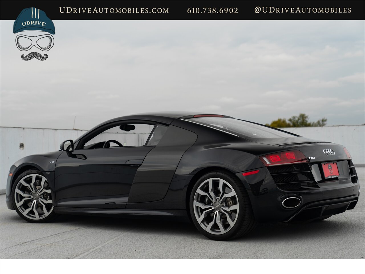 2012 Audi R8 5.2 quattro  V10 6 Speed Manual 8k Miles - Photo 5 - West Chester, PA 19382