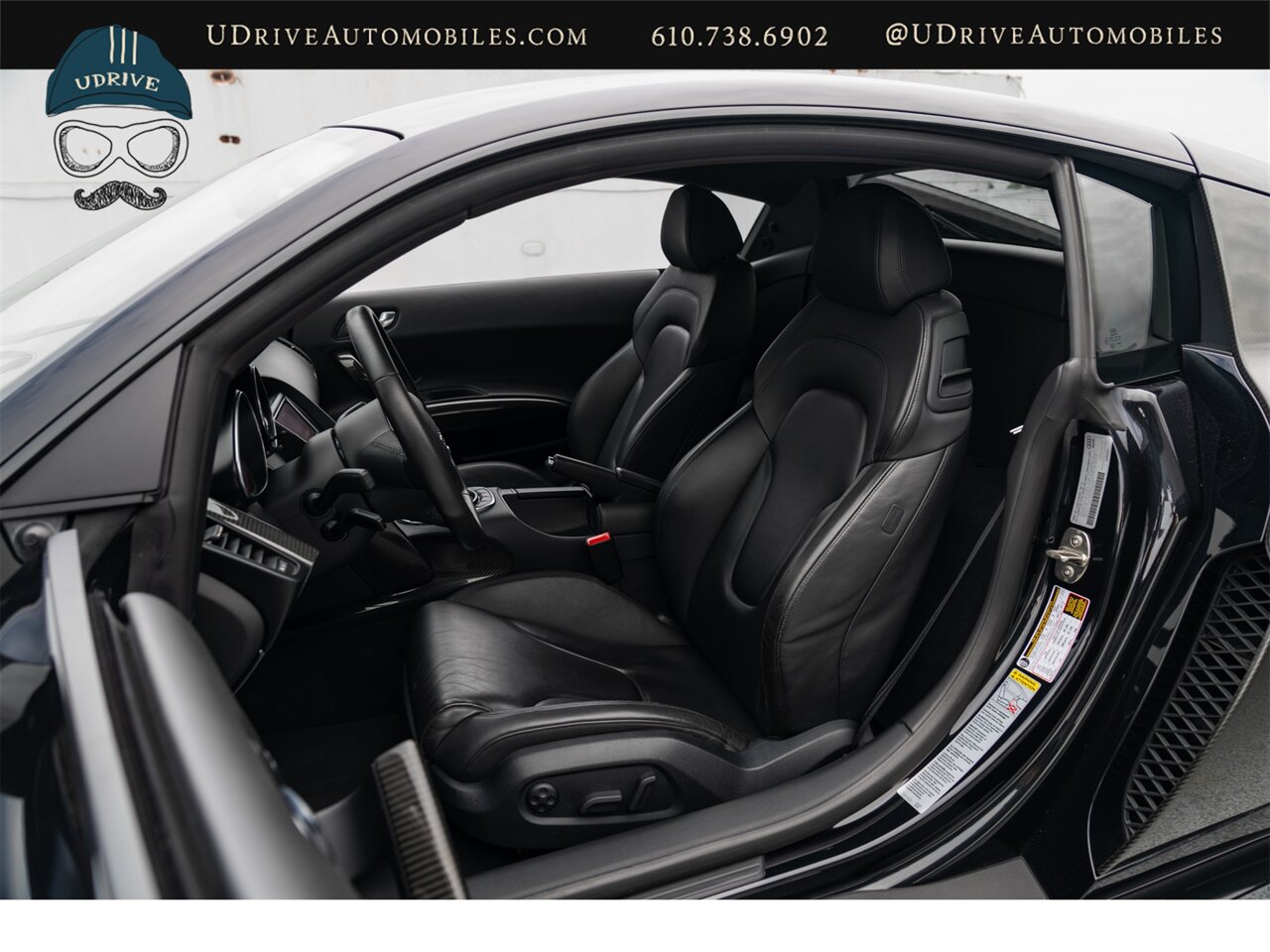 2012 Audi R8 5.2 quattro  V10 6 Speed Manual 8k Miles - Photo 7 - West Chester, PA 19382