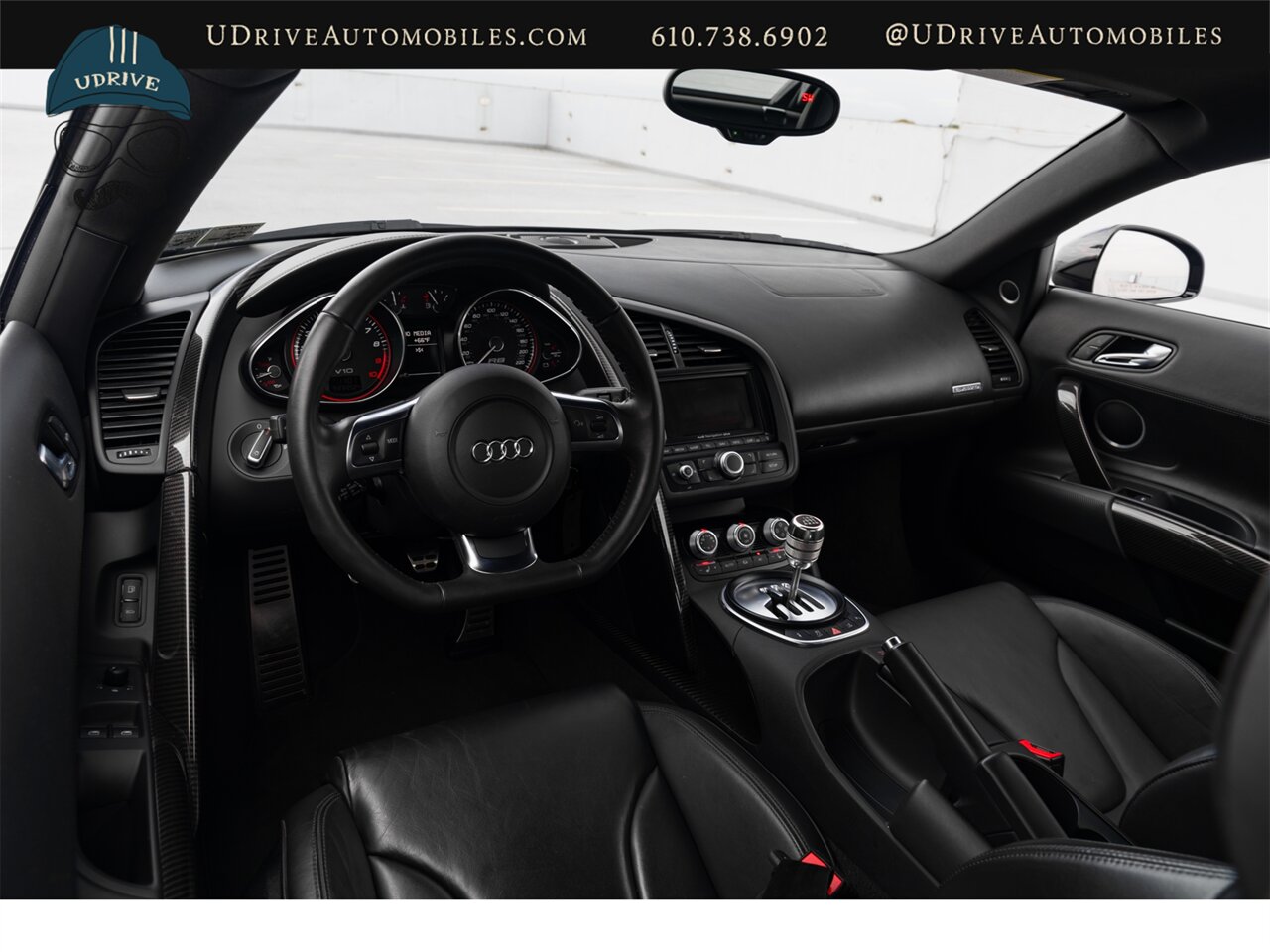 2012 Audi R8 5.2 quattro  V10 6 Speed Manual 8k Miles - Photo 33 - West Chester, PA 19382