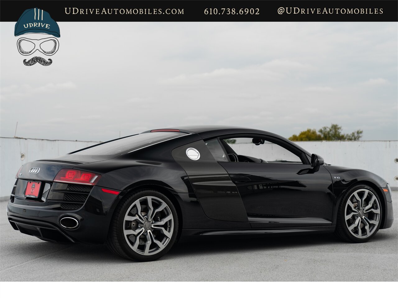 2012 Audi R8 5.2 quattro  V10 6 Speed Manual 8k Miles - Photo 21 - West Chester, PA 19382