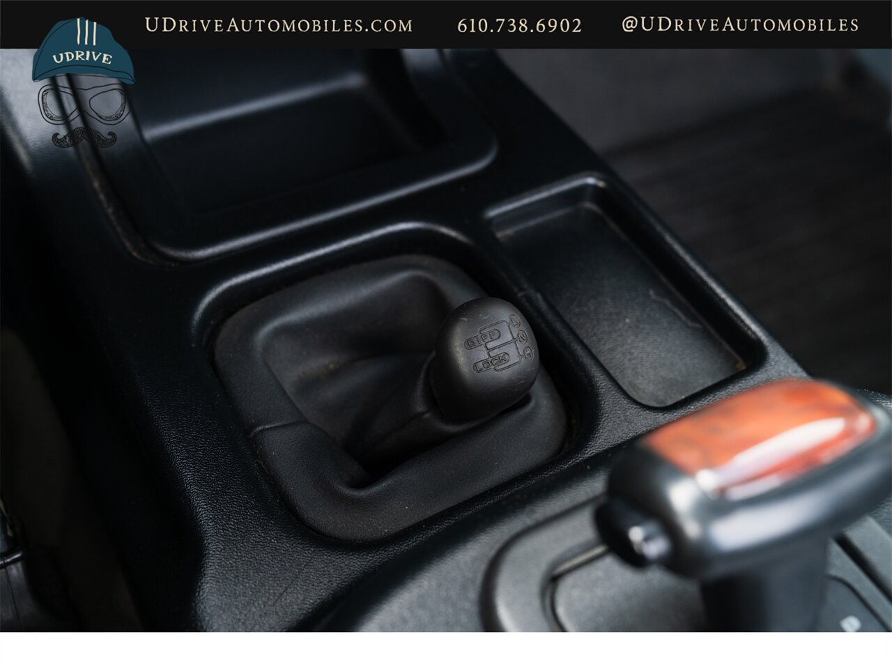 1986 Land Rover Defender Defender 110  Automatic Transmission 4.0L V8 Convertible Rear Jump Seats - Photo 55 - West Chester, PA 19382