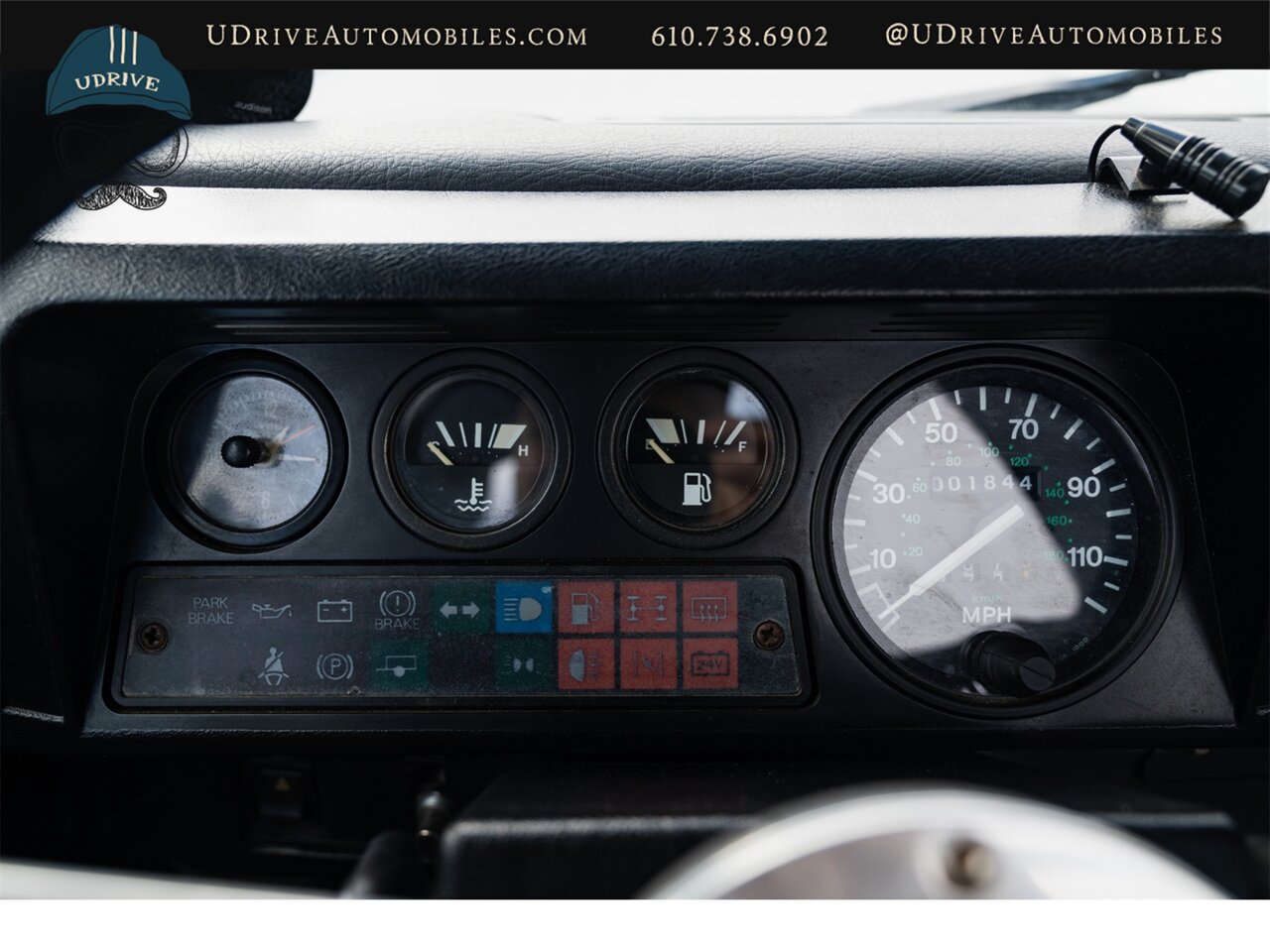 1986 Land Rover Defender Defender 110  Automatic Transmission 4.0L V8 Convertible Rear Jump Seats - Photo 47 - West Chester, PA 19382