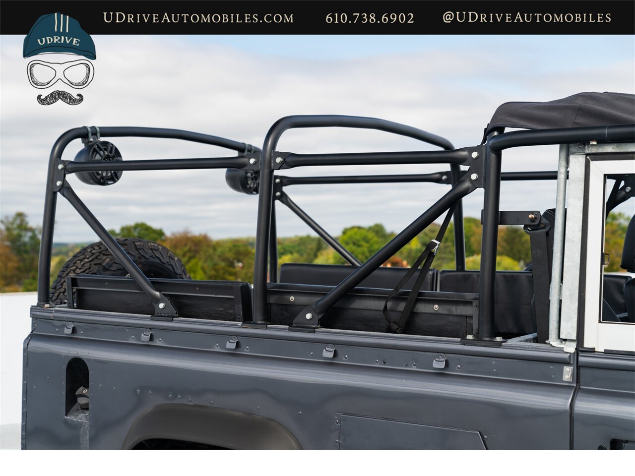 1986 Land Rover Defender Defender 110  Automatic Transmission 4.0L V8 Convertible Rear Jump Seats - Photo 22 - West Chester, PA 19382