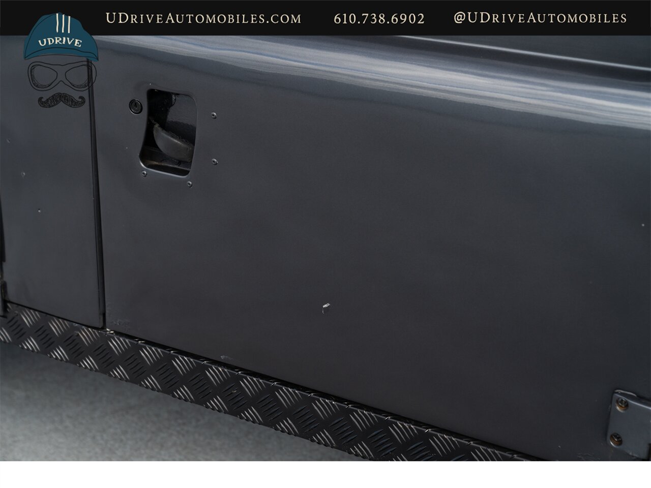 1986 Land Rover Defender Defender 110  Automatic Transmission 4.0L V8 Convertible Rear Jump Seats - Photo 25 - West Chester, PA 19382