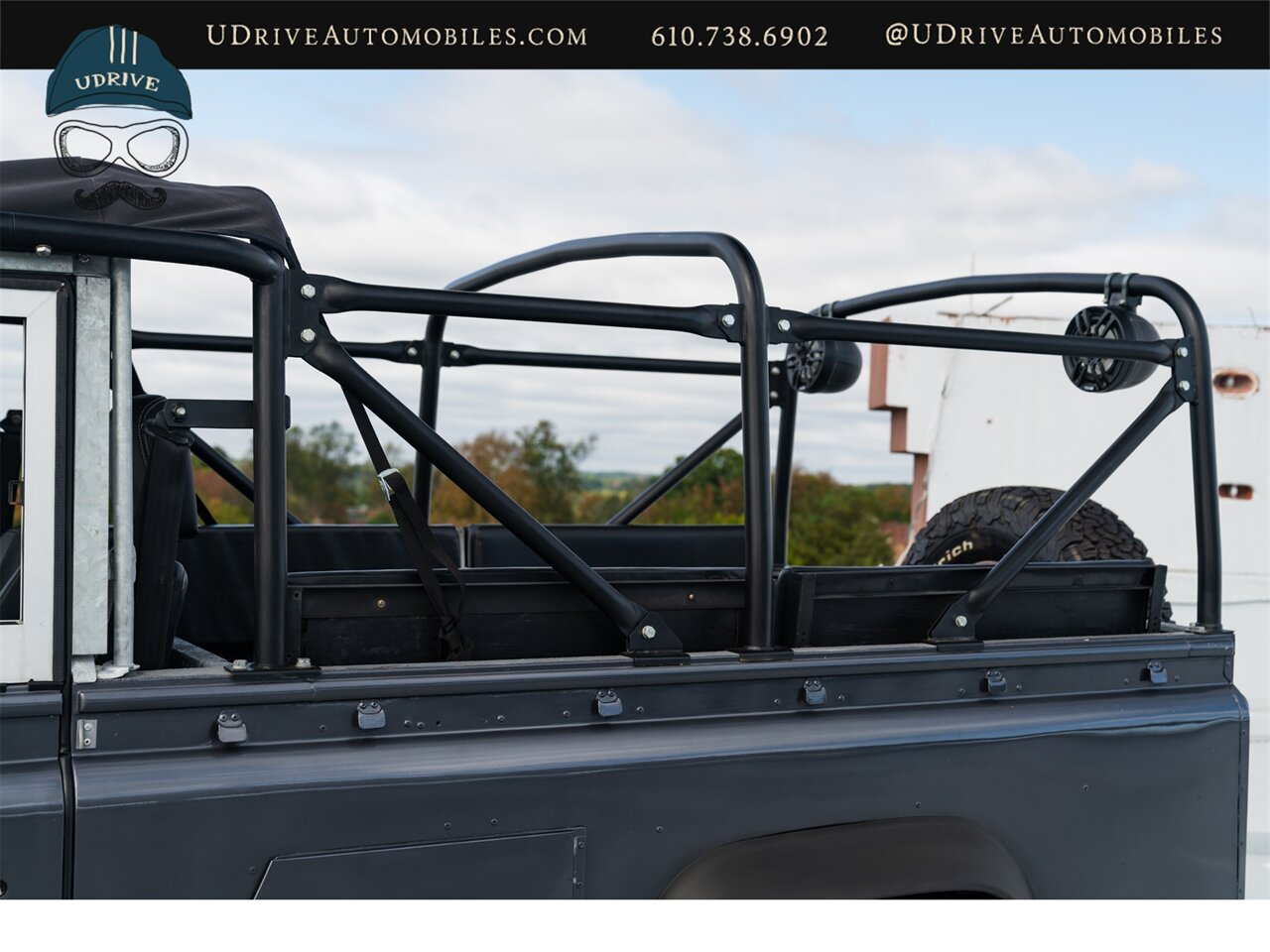 1986 Land Rover Defender Defender 110  Automatic Transmission 4.0L V8 Convertible Rear Jump Seats - Photo 38 - West Chester, PA 19382