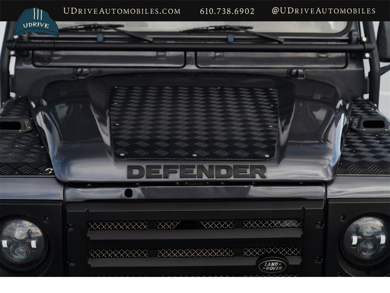 1986 Land Rover Defender Defender 110  Automatic Transmission 4.0L V8 Convertible Rear Jump Seats - Photo 16 - West Chester, PA 19382