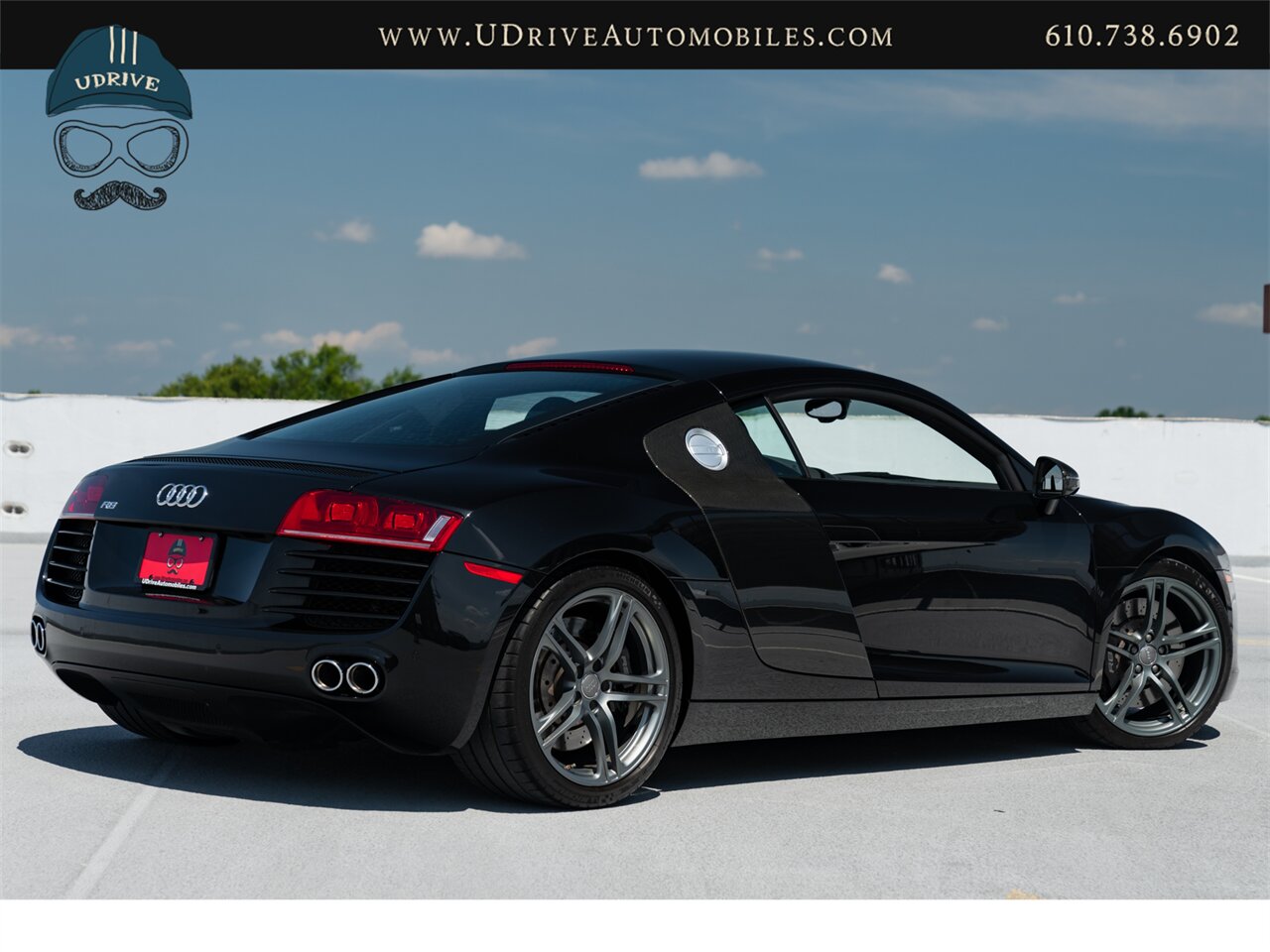 2012 Audi R8 4.2 Quattro  6 Speed Manual 1 Owner Service History - Photo 2 - West Chester, PA 19382