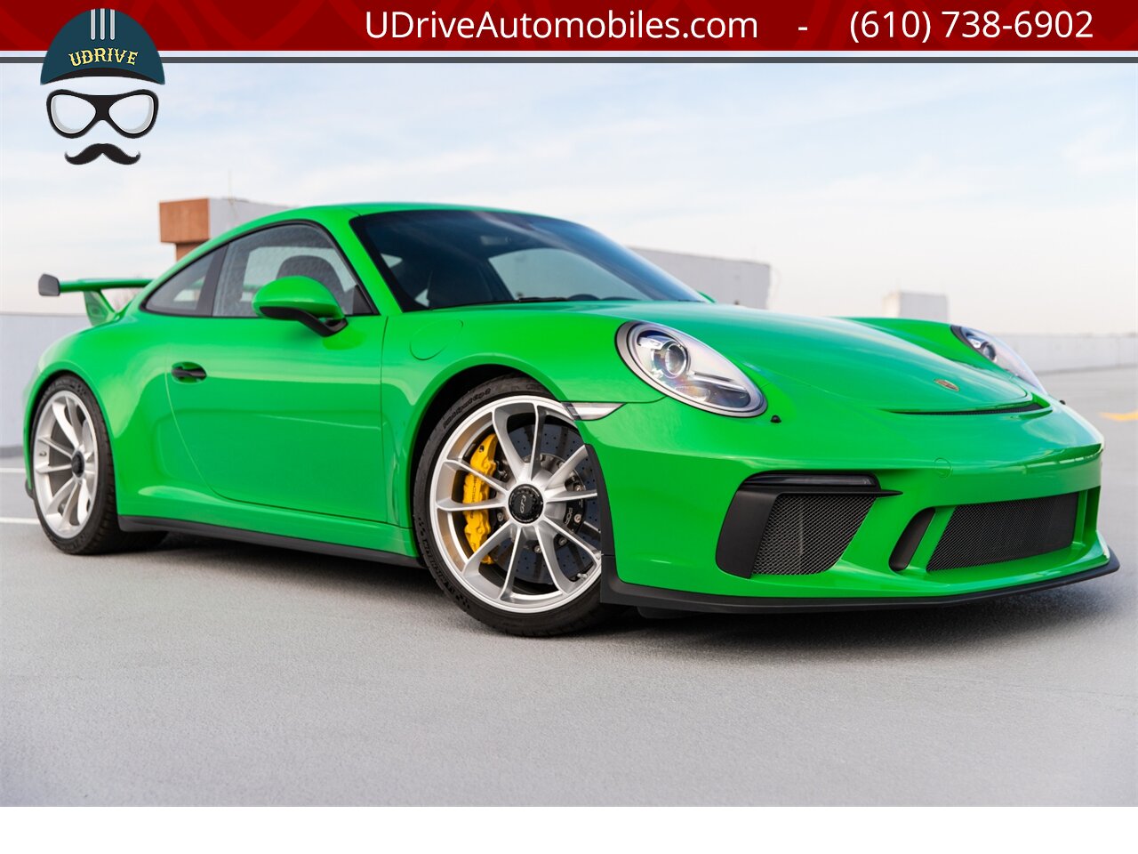 2018 Porsche 911 GT3 6 Speed Paint To Sample Viper Green 48 Miles  Front Axle Lift PCCB Carbon Bucket Seats - Photo 4 - West Chester, PA 19382